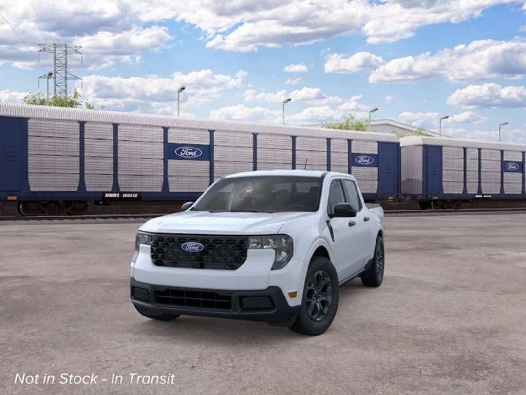 2026 Ford Maverick XLT - Image 2