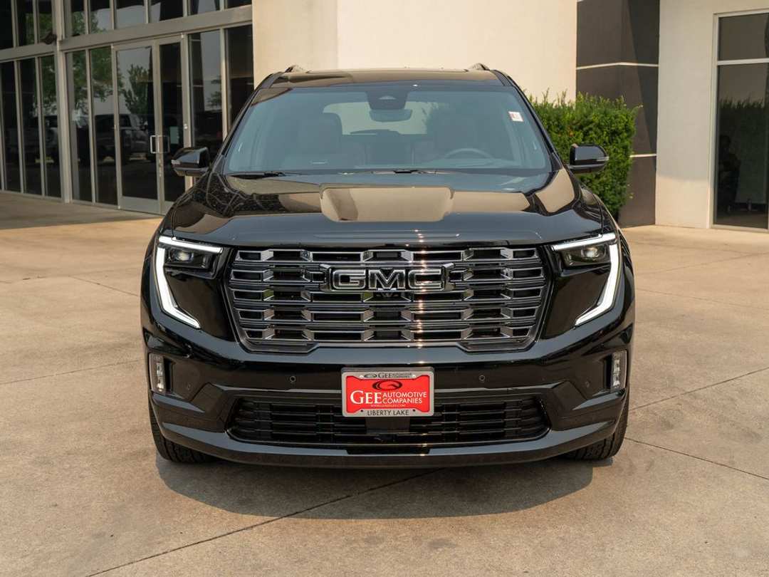 2026 GMC Acadia Denali Ultimate - Image 2