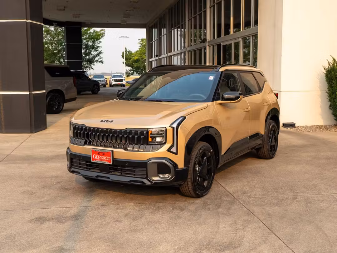 2027 Kia Seltos XLine S - Image 3