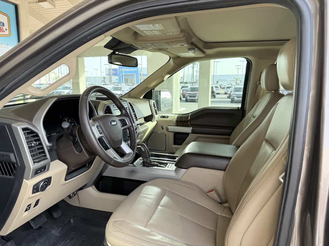 2018 Ford F-150 LARIAT - Image 2