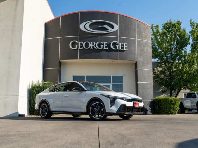 2026 Kia K4 GTLine