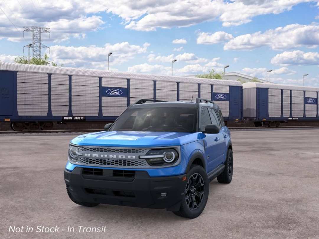 2026 Ford Bronco Sport Outer Banks - Image 2