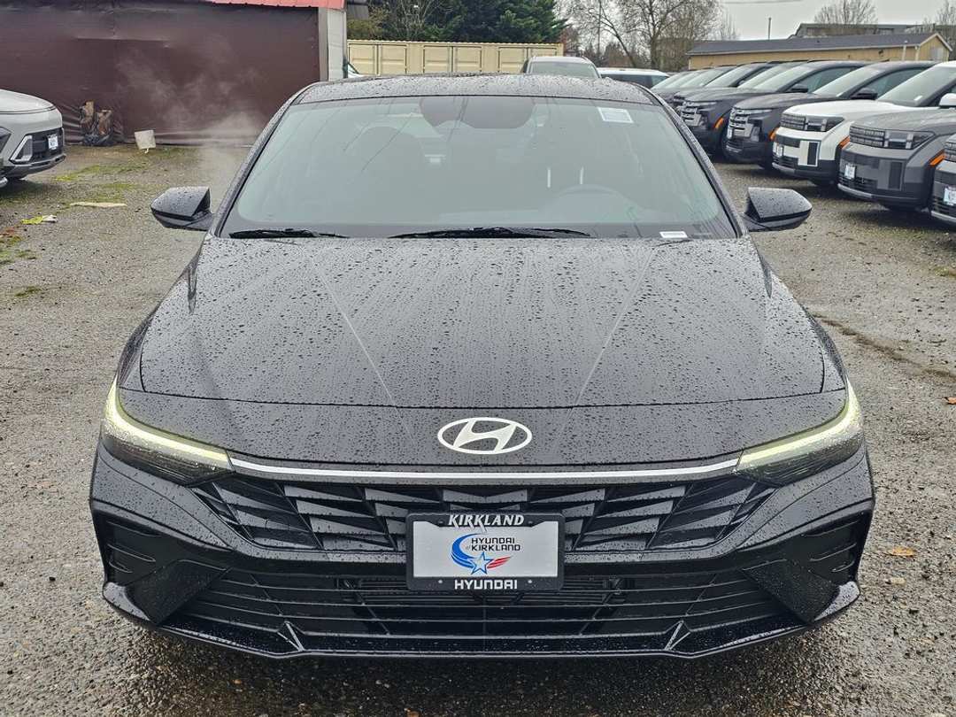 2026 Hyundai Elantra Hybrid SEL Sport - Image 2