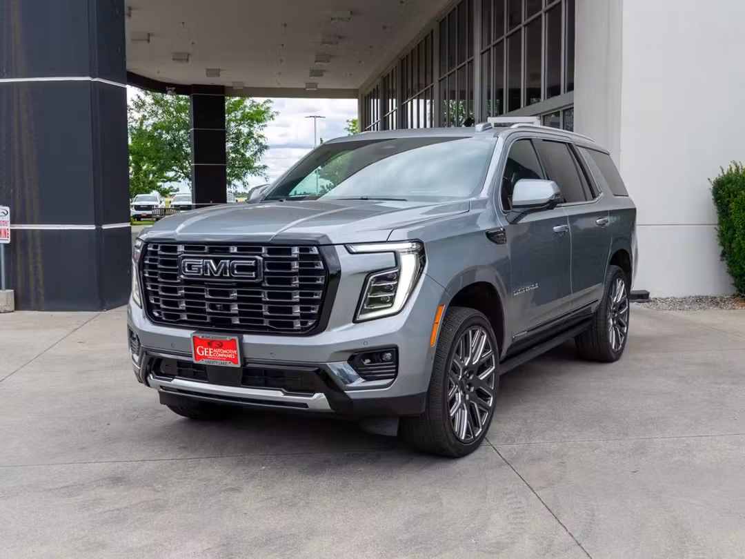 2026 GMC Yukon Denali Ultimate - Image 3
