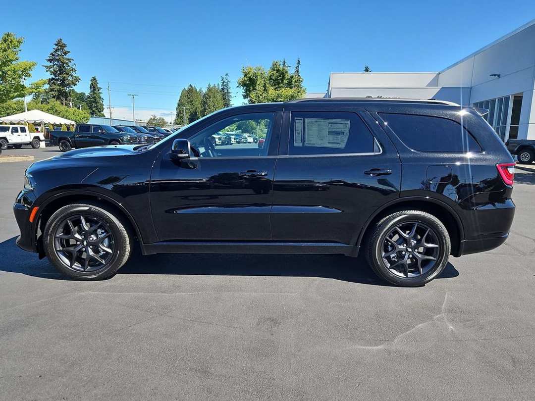 2026 Dodge Durango GT Plus HEMI V8 - Image 3
