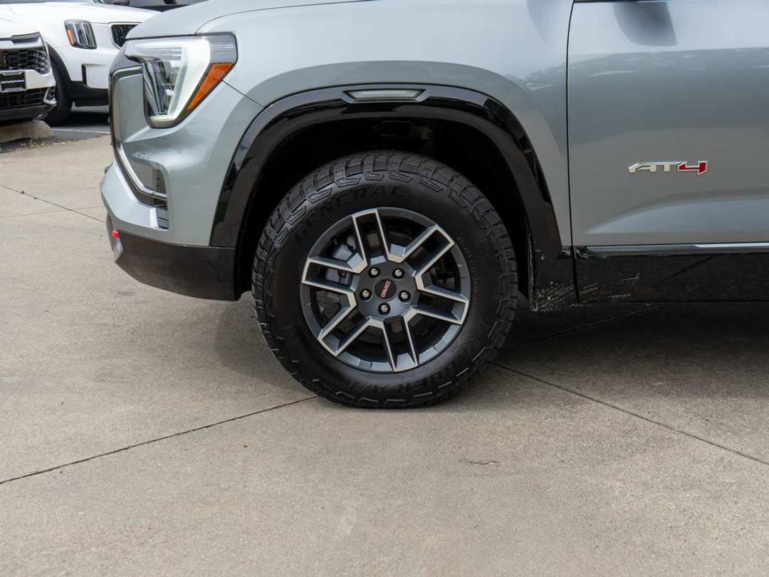 2026 GMC Terrain AT4 - Photo 27