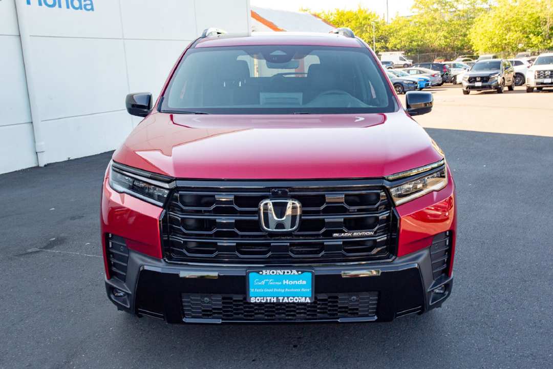 2026 Honda Pilot Black Edition - Image 3