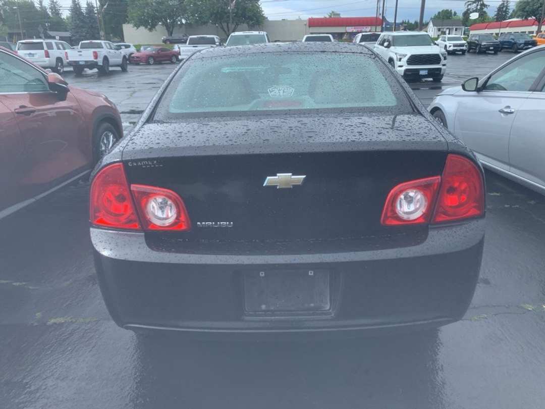 2011 Chevrolet Malibu LS - Image 3