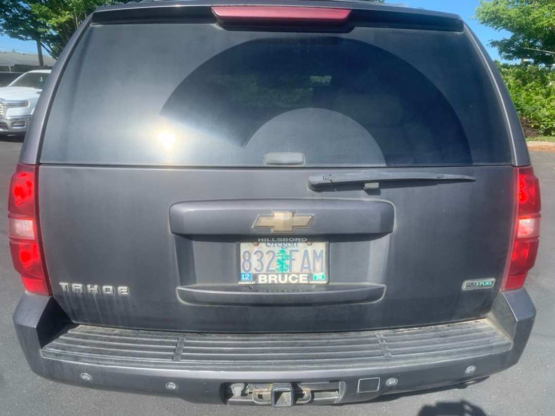 2010 Chevrolet Tahoe LT - Image 3