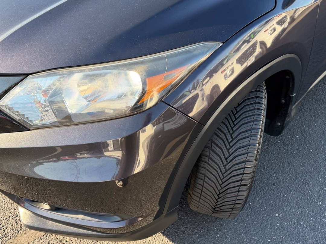2017 Honda HR-V EXL - Image 3