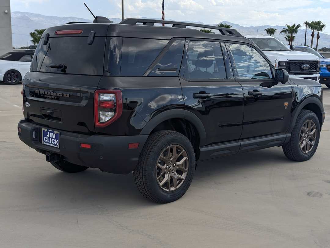 2026 Ford Bronco Sport Badlands - Image 2