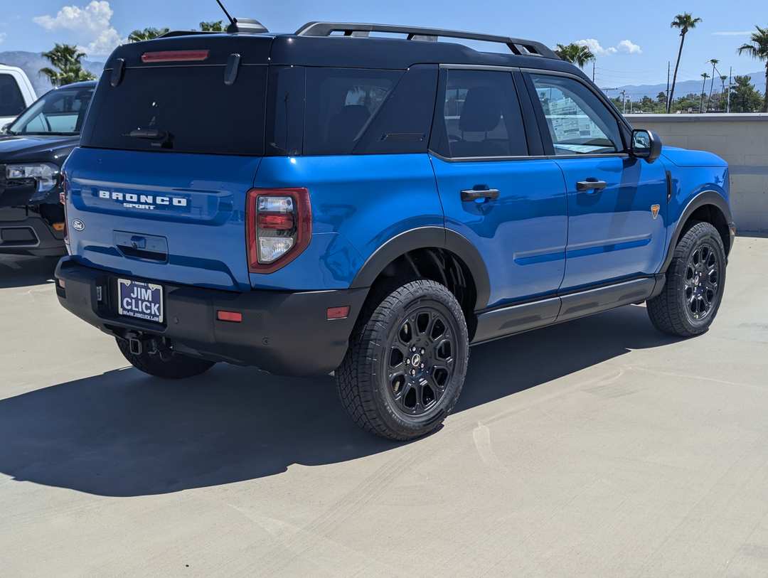 2026 Ford Bronco Sport Badlands - Image 2