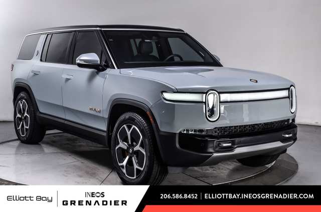 2024 Rivian R1S Adventure
