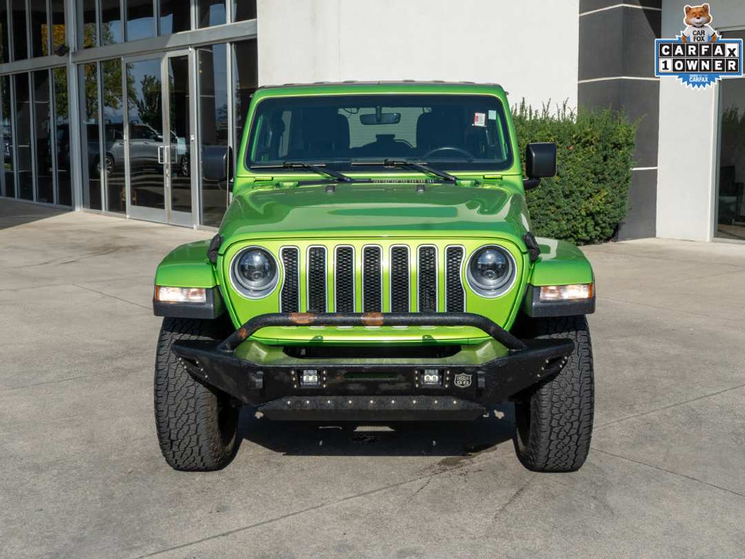 2018 Jeep Wrangler Unlimited Sahara - Image 2
