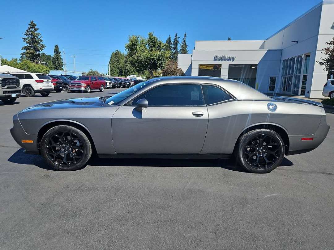 2011 Dodge Challenger R/T - Image 3