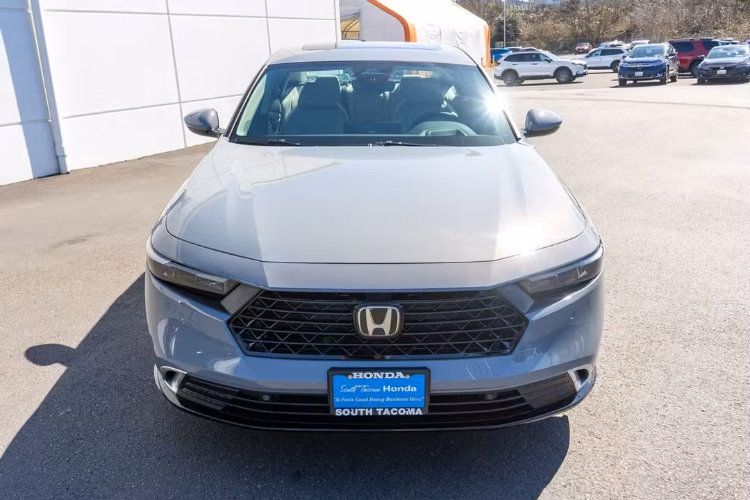 2026 Honda Accord Hybrid Touring - Image 3