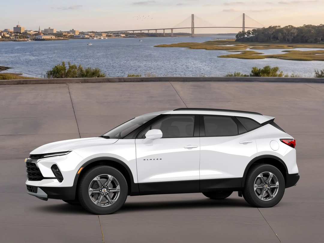 2026 Chevrolet Blazer LT - Image 2