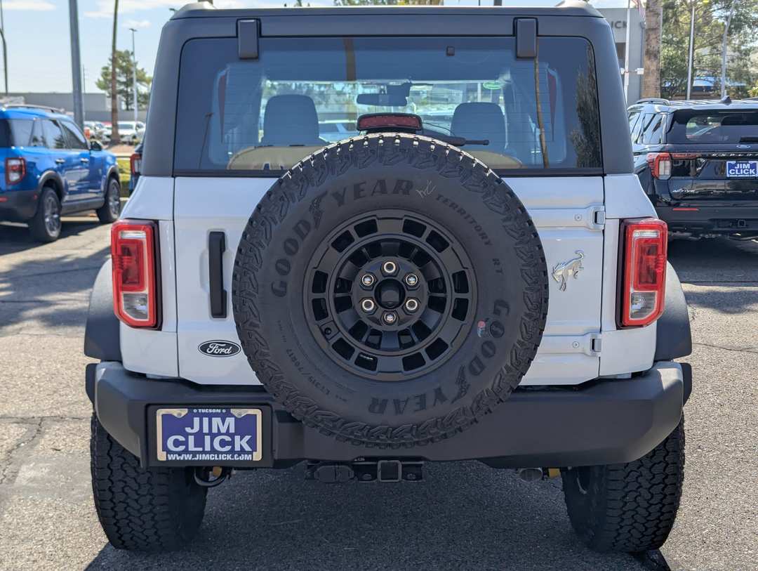 2026 Ford Bronco Base - Image 3