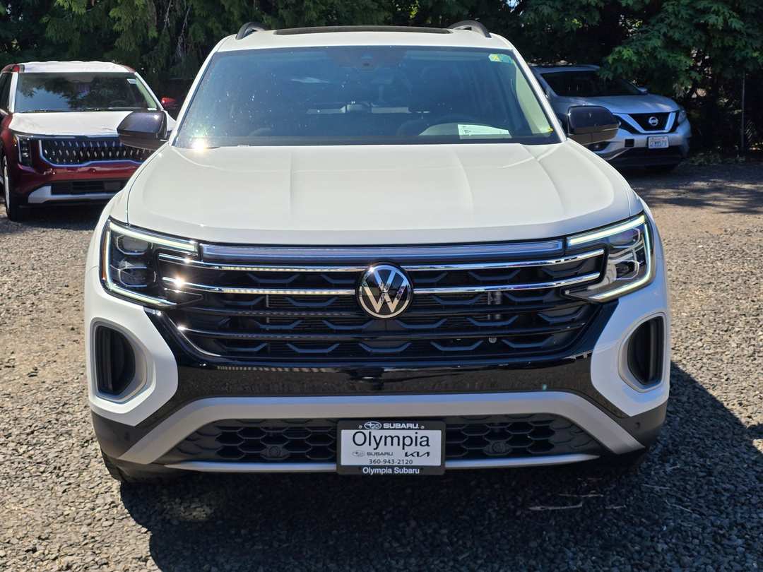 2025 Volkswagen Atlas 2.0T Peak Edition - Image 2