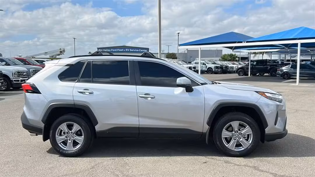 2025 Toyota Rav4 XLE - Image 2