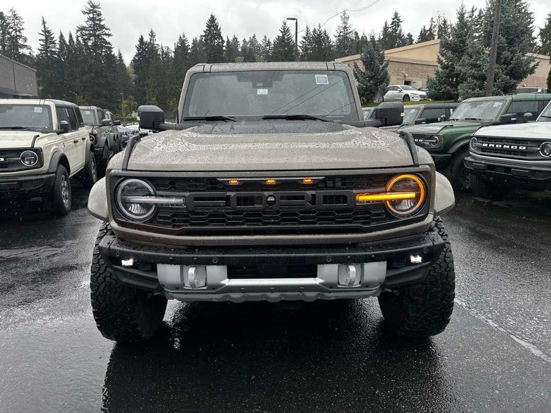 2026 Ford Bronco Raptor - Image 3