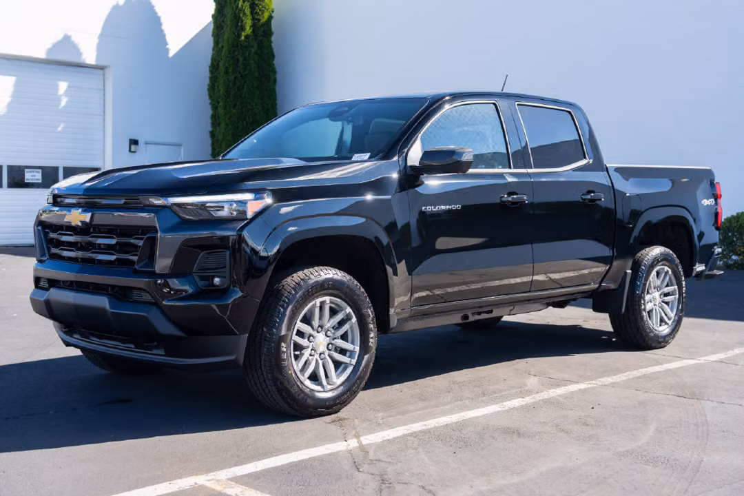 2026 Chevrolet Colorado LT - Image 3
