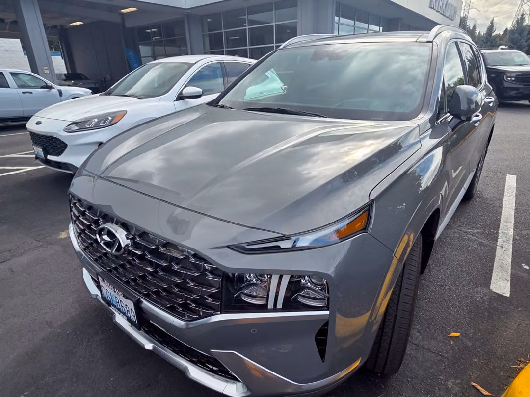 2023 Hyundai Santa Fe Calligraphy - Image 2