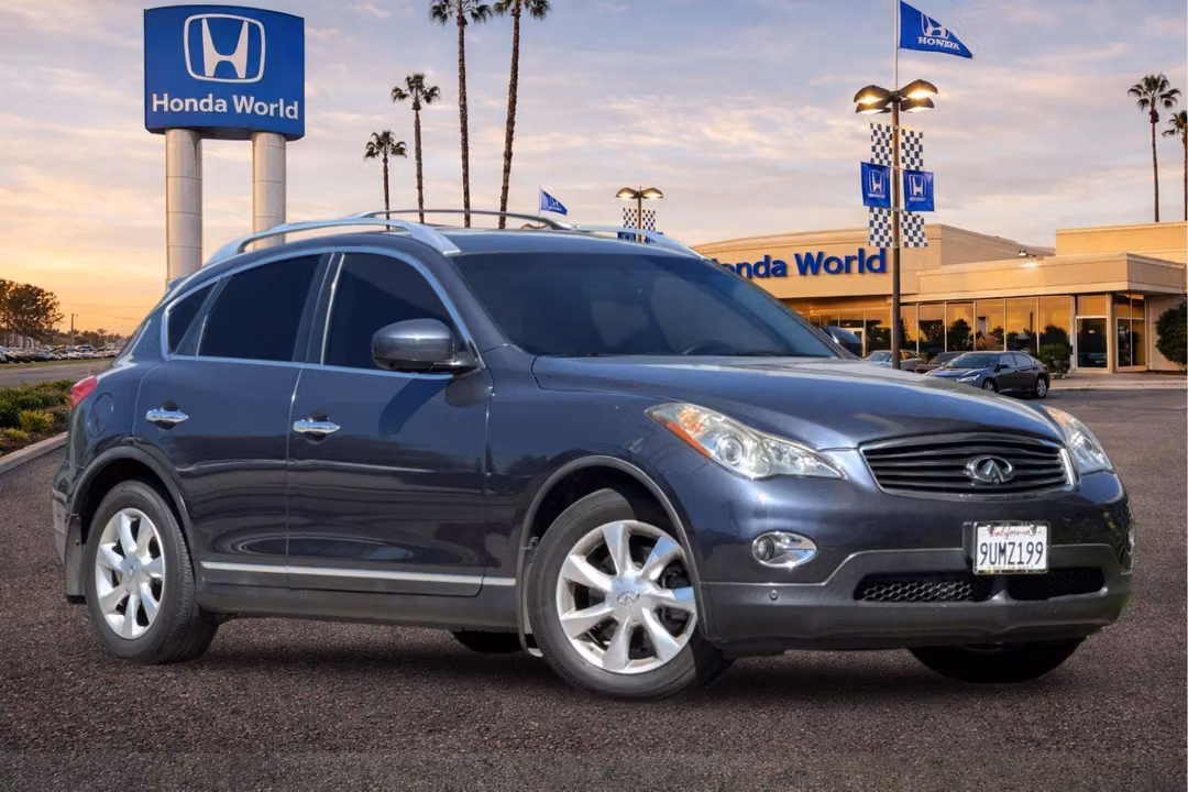 2009 INFINITI Ex35 Journey - Image 2