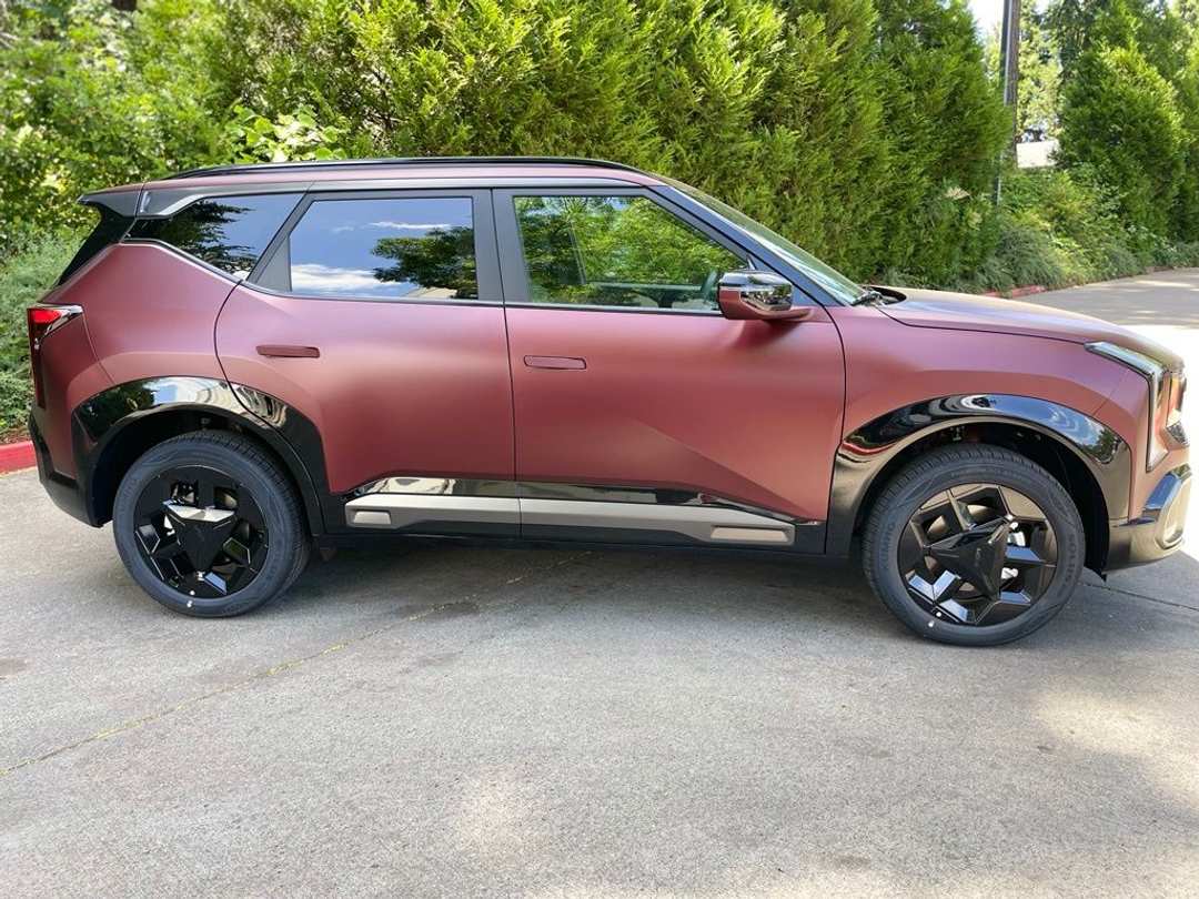 2027 Kia Seltos XLine - Image 3