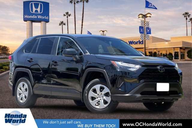 2023 Toyota Rav4 LE
