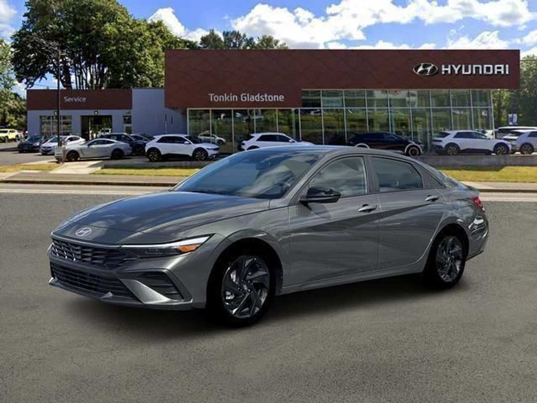 2026 Hyundai Elantra Hybrid SEL Sport - Image 2