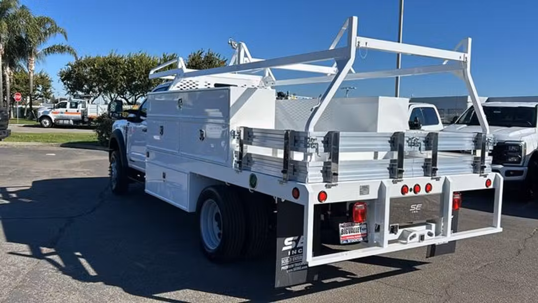2025 Ford F-550Sd XL - Image 3