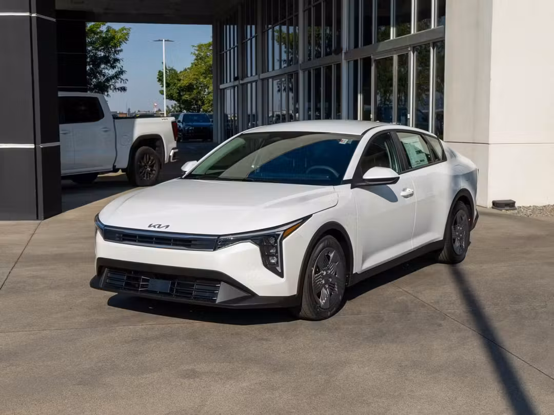 2026 Kia K4 LX - Image 3