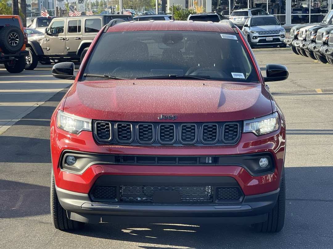 2026 Jeep Compass Latitude Altitude - Image 2
