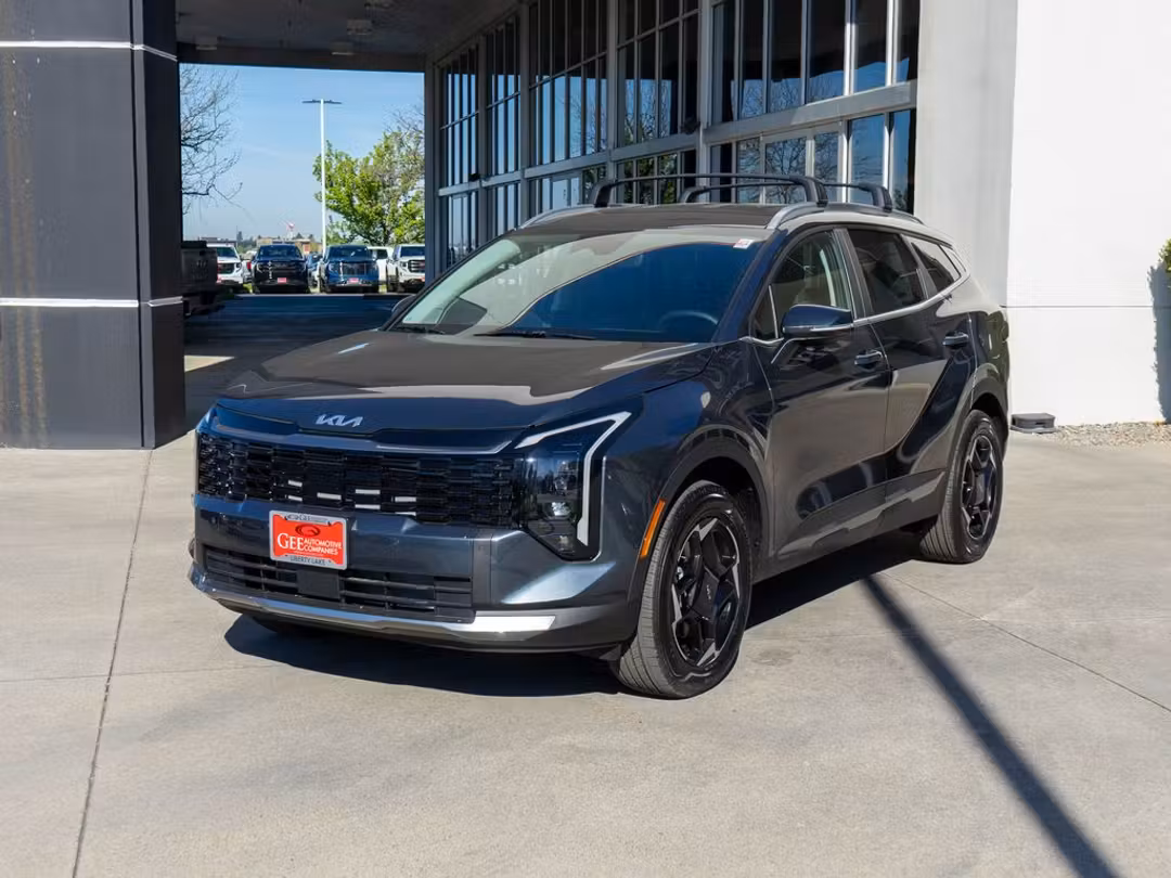2026 Kia Sportage EX - Image 3