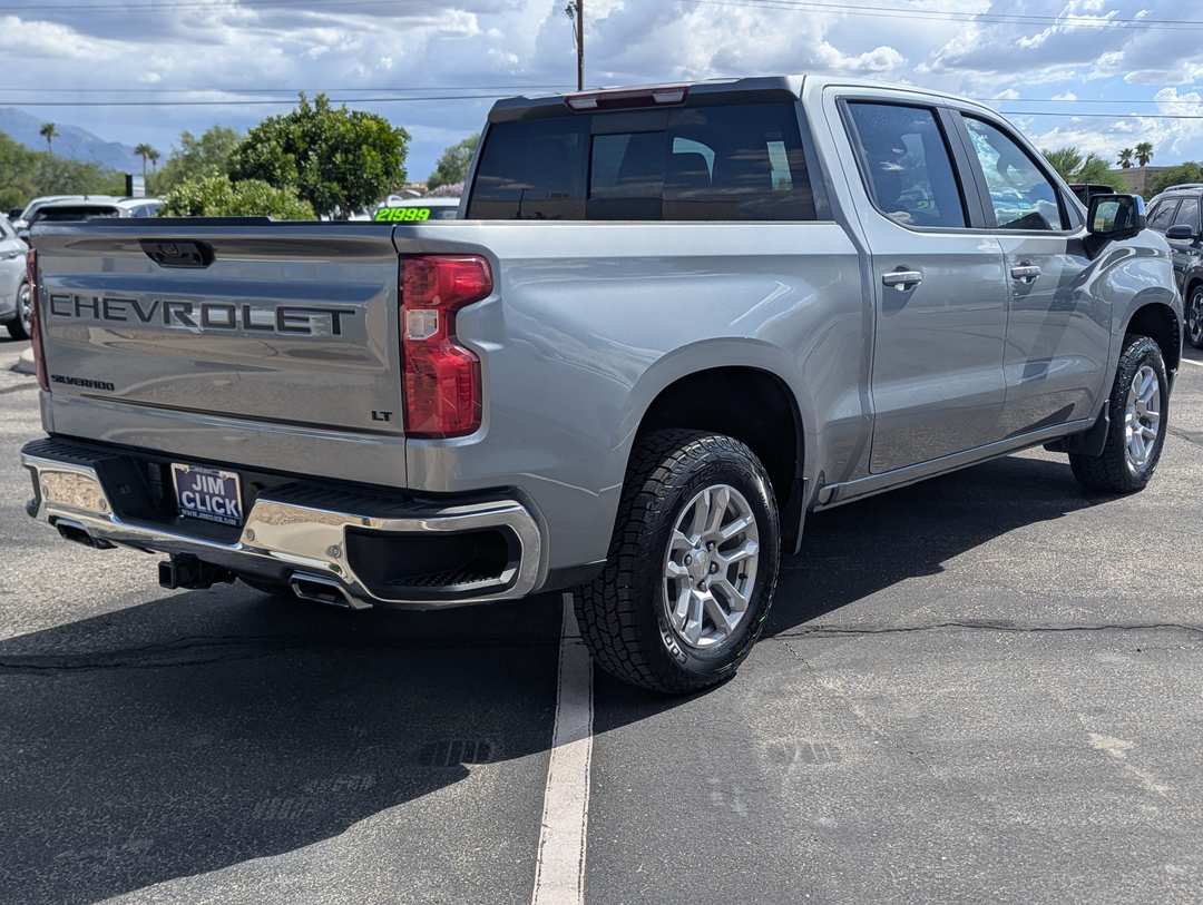 2023 Chevrolet Silverado 1500 LT - Image 2
