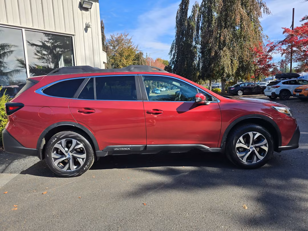 2020 Subaru Outback Limited - Image 3