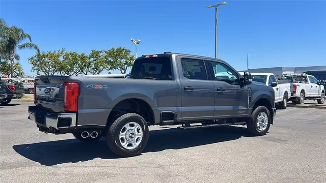 2026 Ford F-250Sd XLT - Image 3