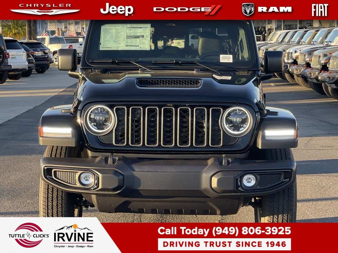 2026 Jeep Gladiator Sport S - Image 2