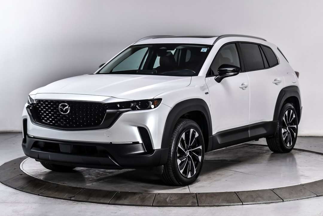 2025 MAZDA Cx-50 Hybrid Premium Plus - Image 2
