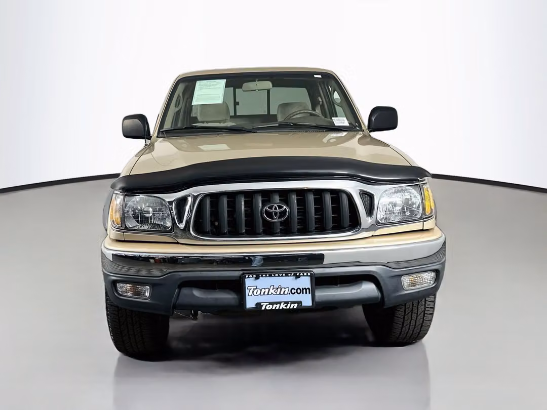 2004 Toyota Tacoma PreRunner - Image 2