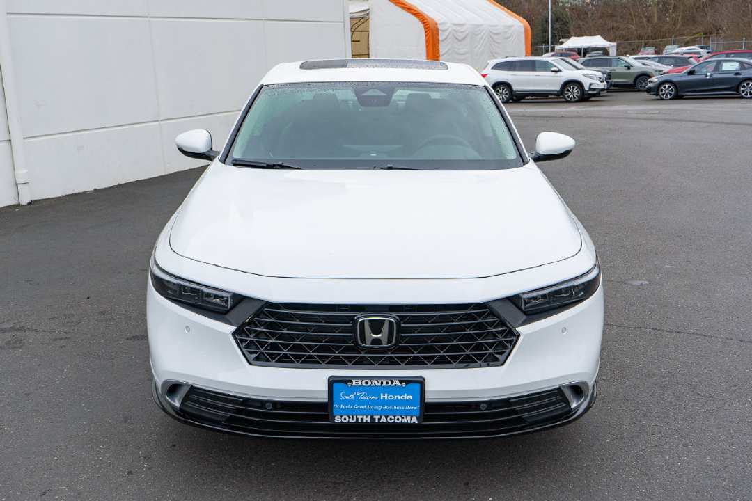 2026 Honda Accord Hybrid Touring - Image 3