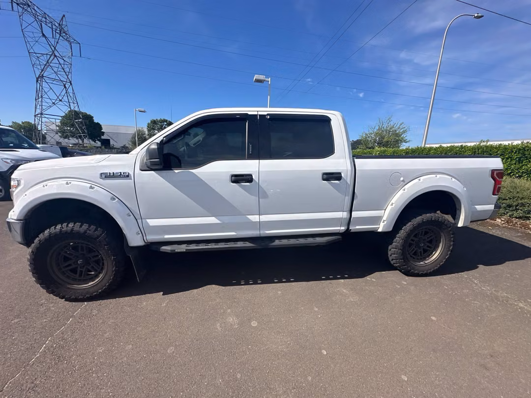 2019 Ford F-150 XLT - Image 2