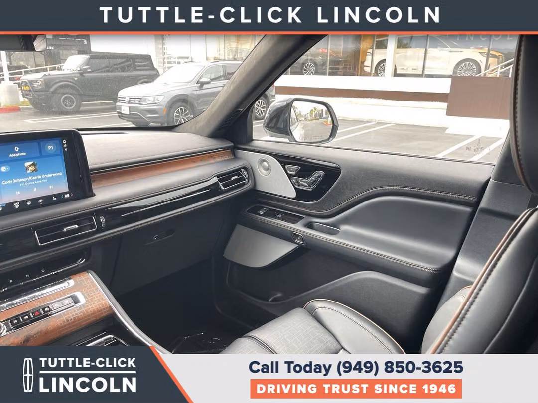 2027 Lincoln Aviator Black Label - Image 3