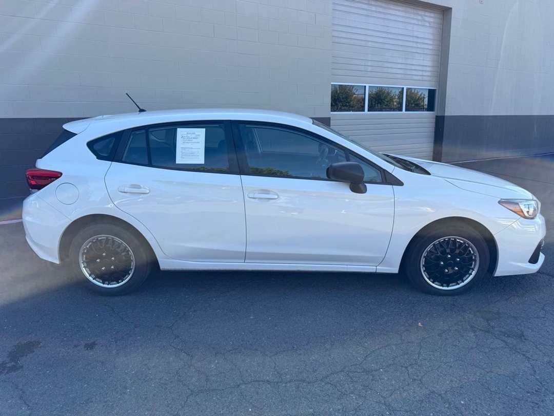 2022 Subaru Impreza - Image 3