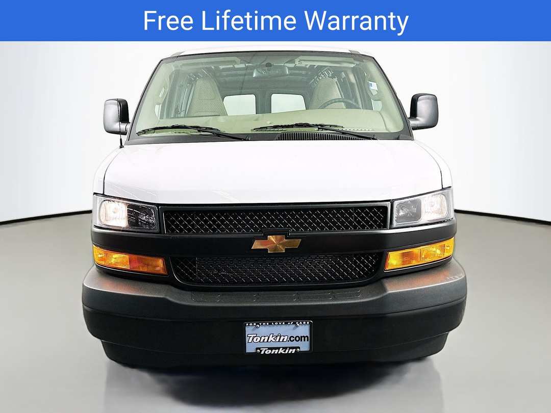 2026 Chevrolet Express 3500 Work - Image 2