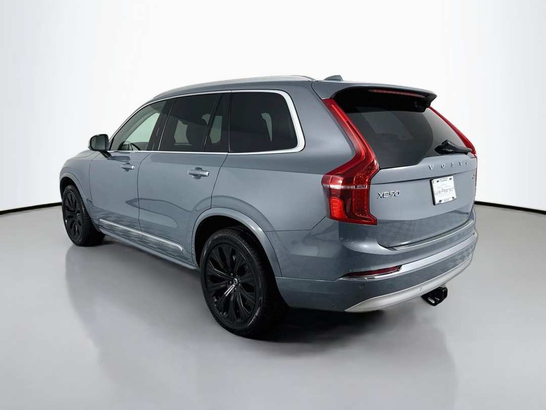 2022 Volvo Xc90 T6 Inscription - Image 3