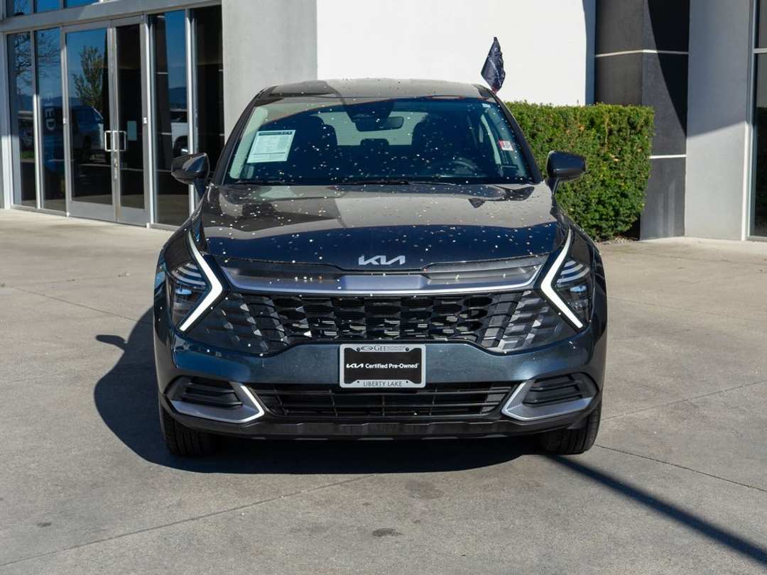 2025 Kia Sportage LX - Image 2