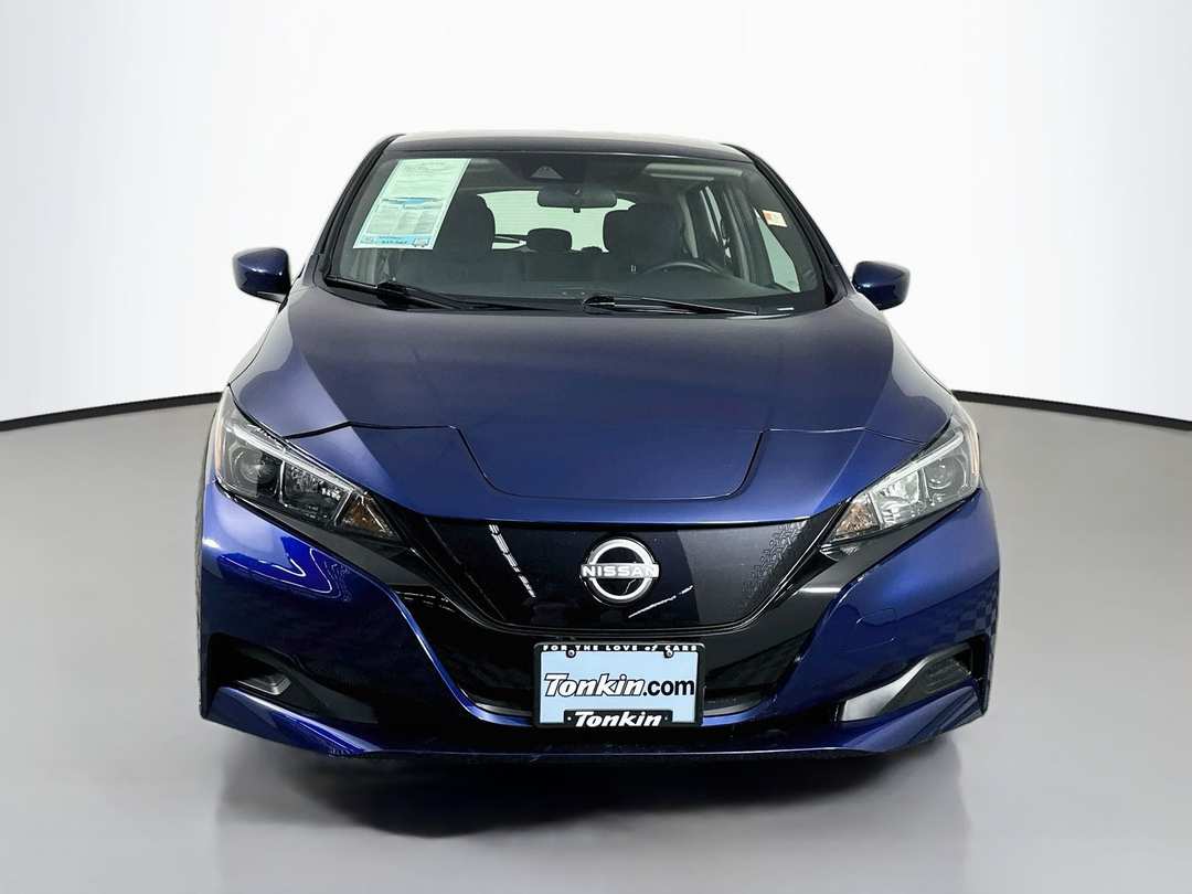 2023 Nissan LEAF S - Image 2