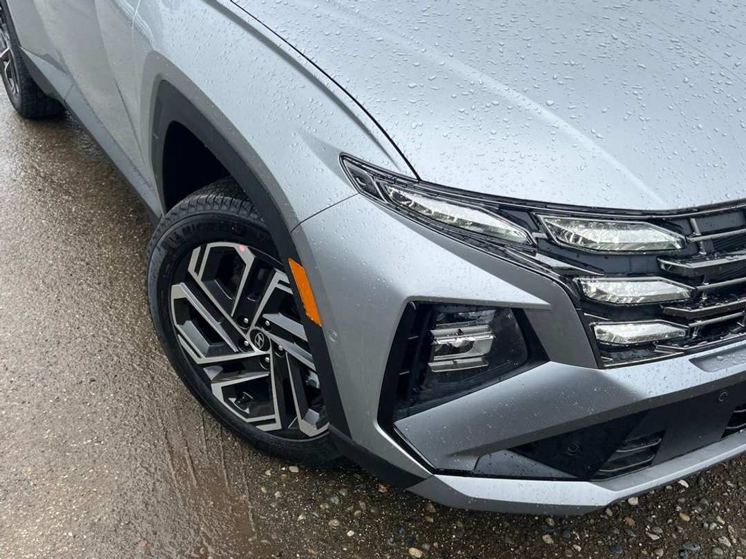 2026 Hyundai Tucson Limited - Image 2